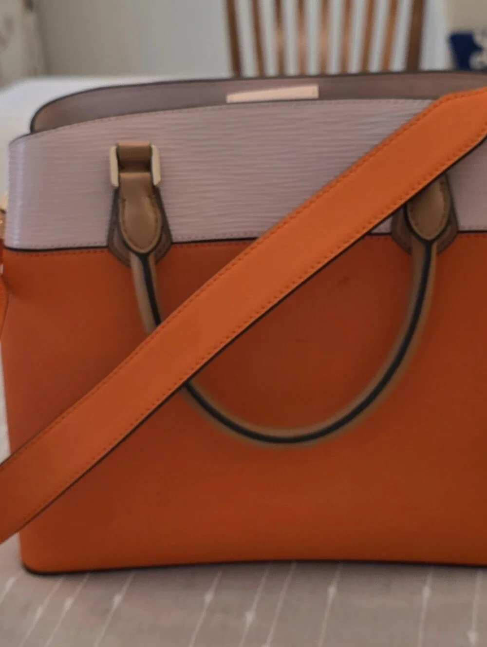 Tory Burch Robinson Orange and Light Pink Leather Purse with Gold Hardware - Picture 2 of 7